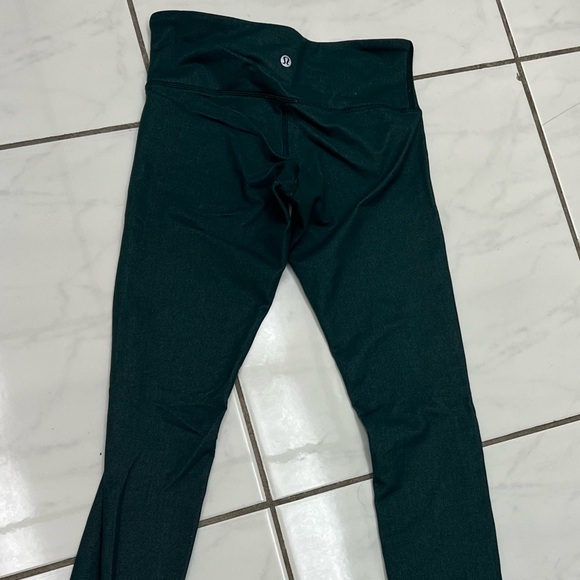 Lululemon Green Leggings size 4 - Picture 1 of 4